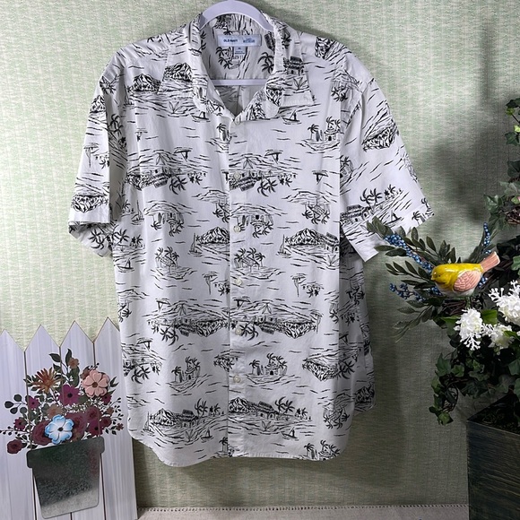 Old Navy Tops - Old Navy Button Down Blouse